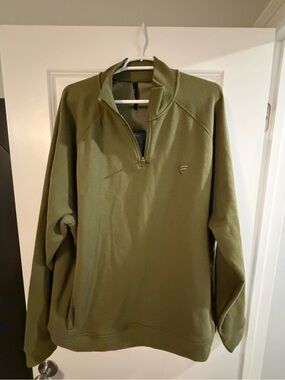 Men’s army green Fabletics pullover size XXL NWT